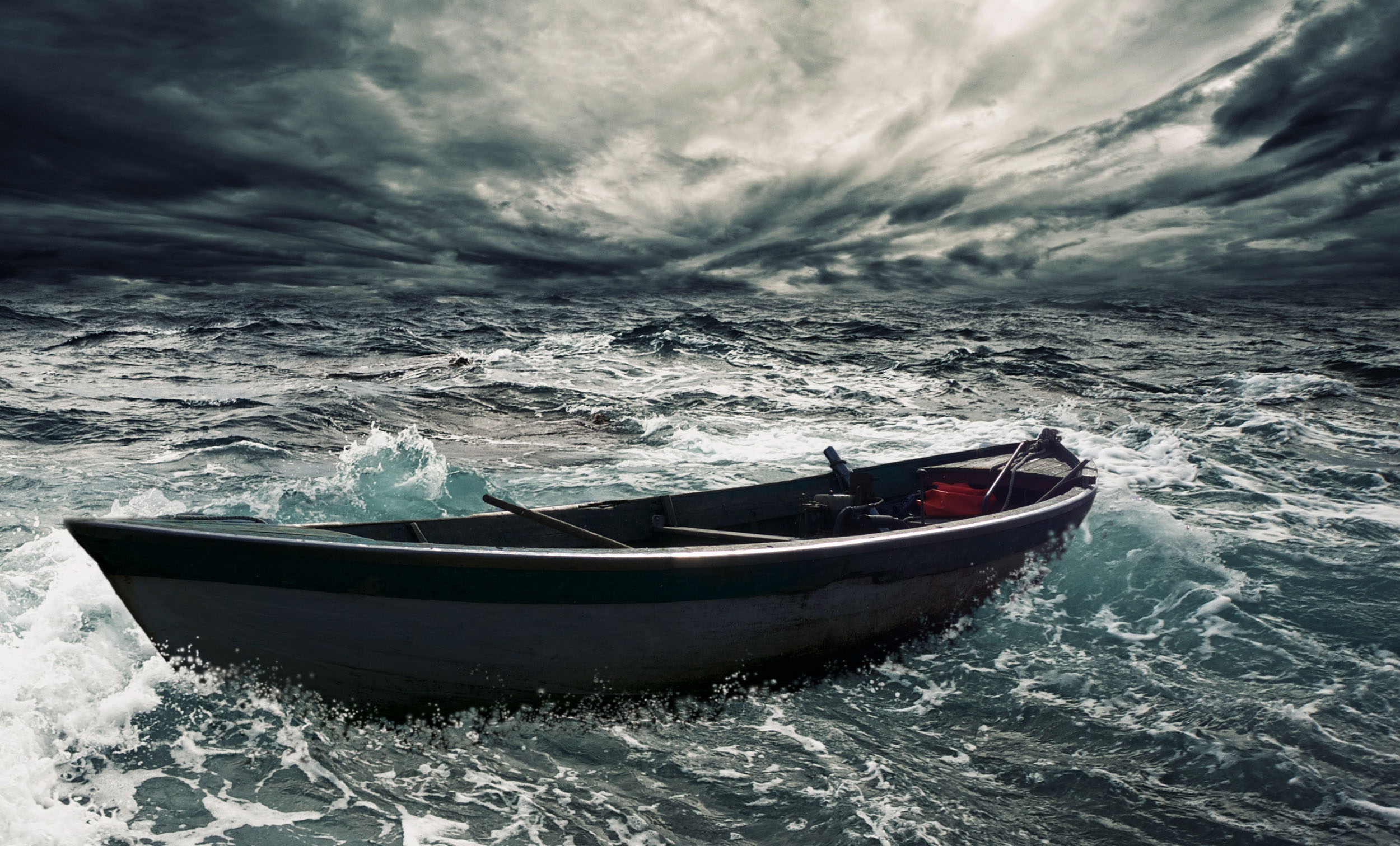 Abandonned boat-1